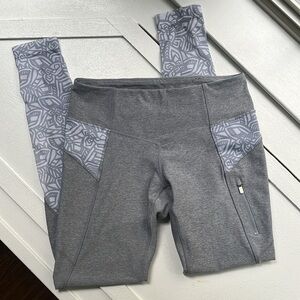 📸 Mondetta | MPG • Full Length Gray & White Leggings w/ Zippered Pocket • Size S